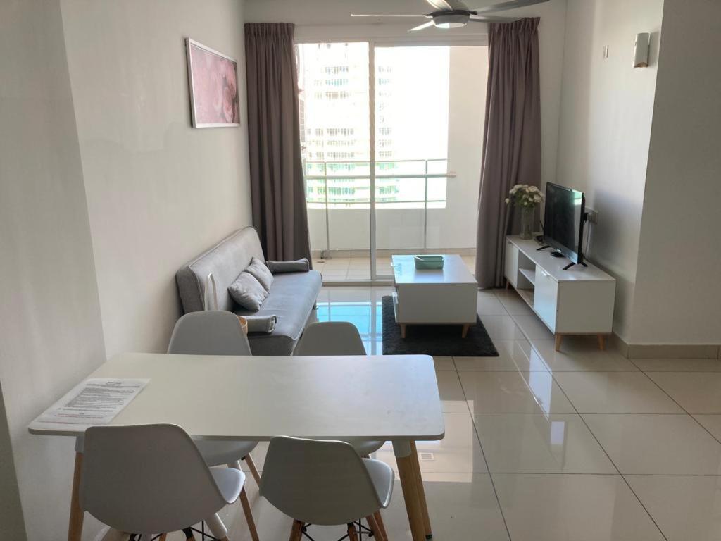 Mansion One Georgetown 2Br Seaview 7 Pax Apartment Ngoại thất bức ảnh